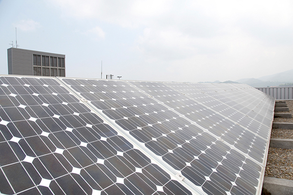 저소득층 에너지 절감 위해 태양광발전 시설 무상 보급